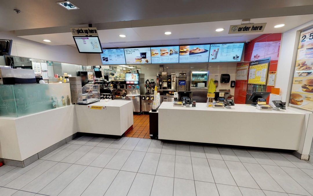MCDONALD’S – NAPERVILLE, IL – 121217/ NSN 11965