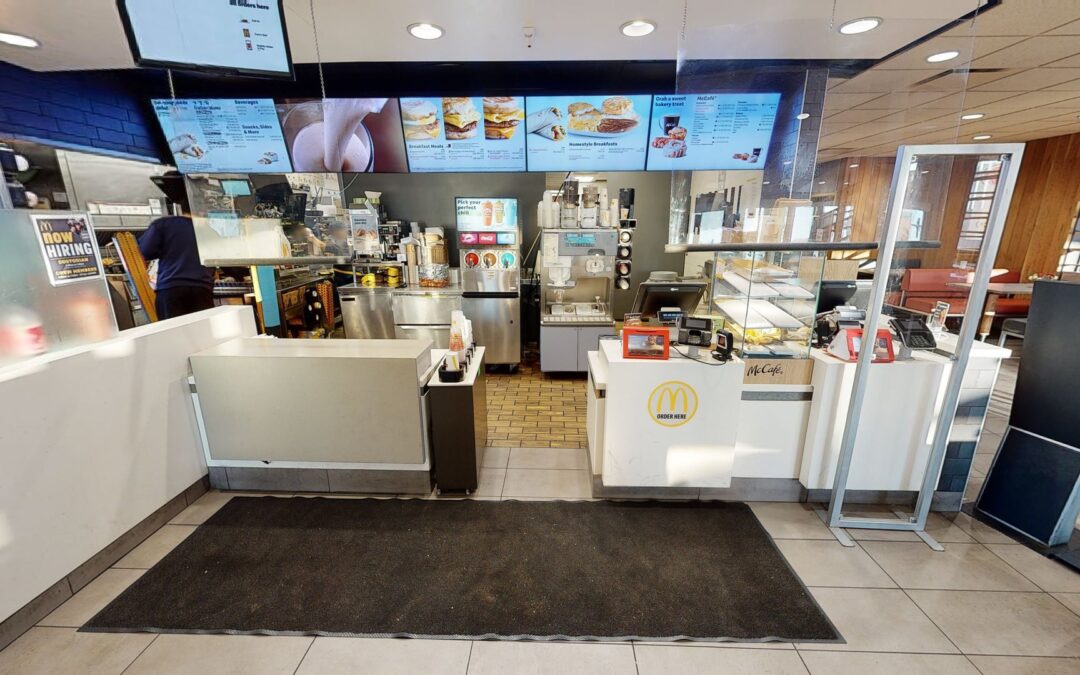 McDonalds’s – Iowa City, IA – 140108/NSN11386