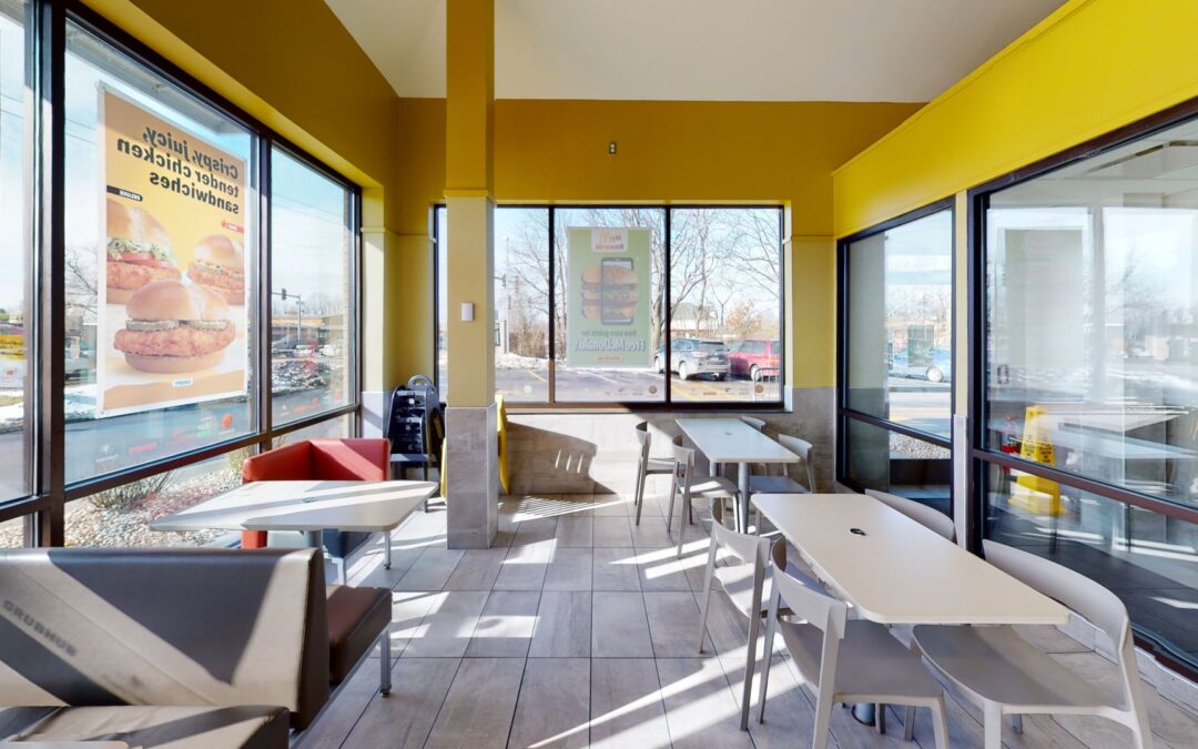 McDs LDG 22-070 McDs 121022. NSN 7746. 500 E. Algonquin Rd Algonquin, IL