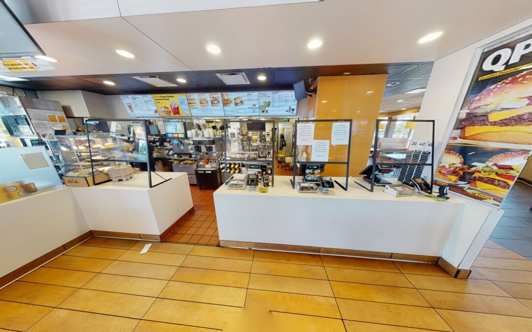 121202 – GURNEE, IL – 11857